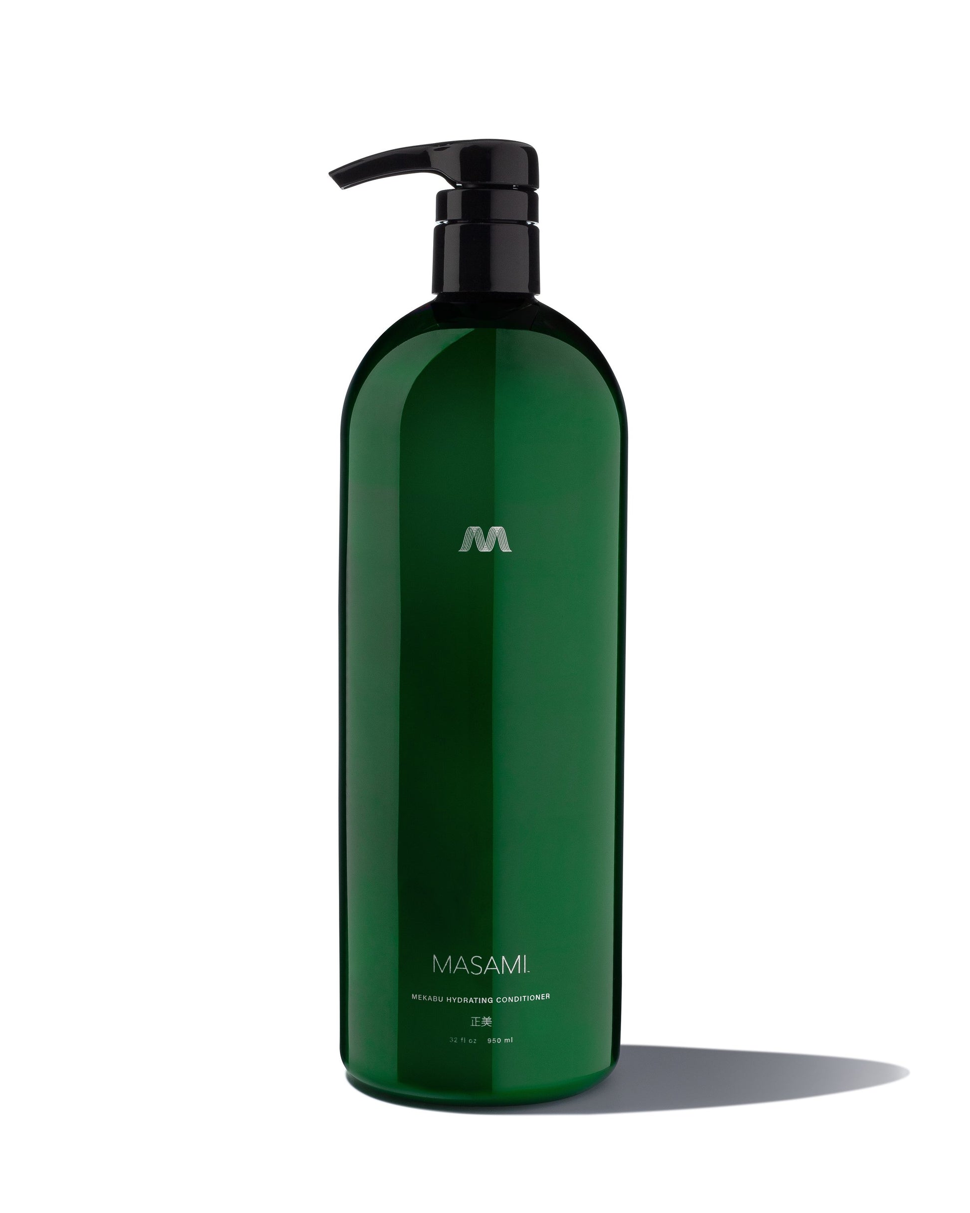 Green bottle with pump labeled 'MASAMI' on a white background